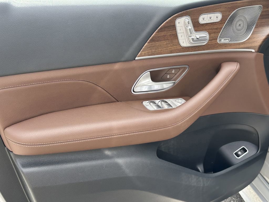 Certified 2025 Mercedes-Benz GLE 350 4MATIC image 11