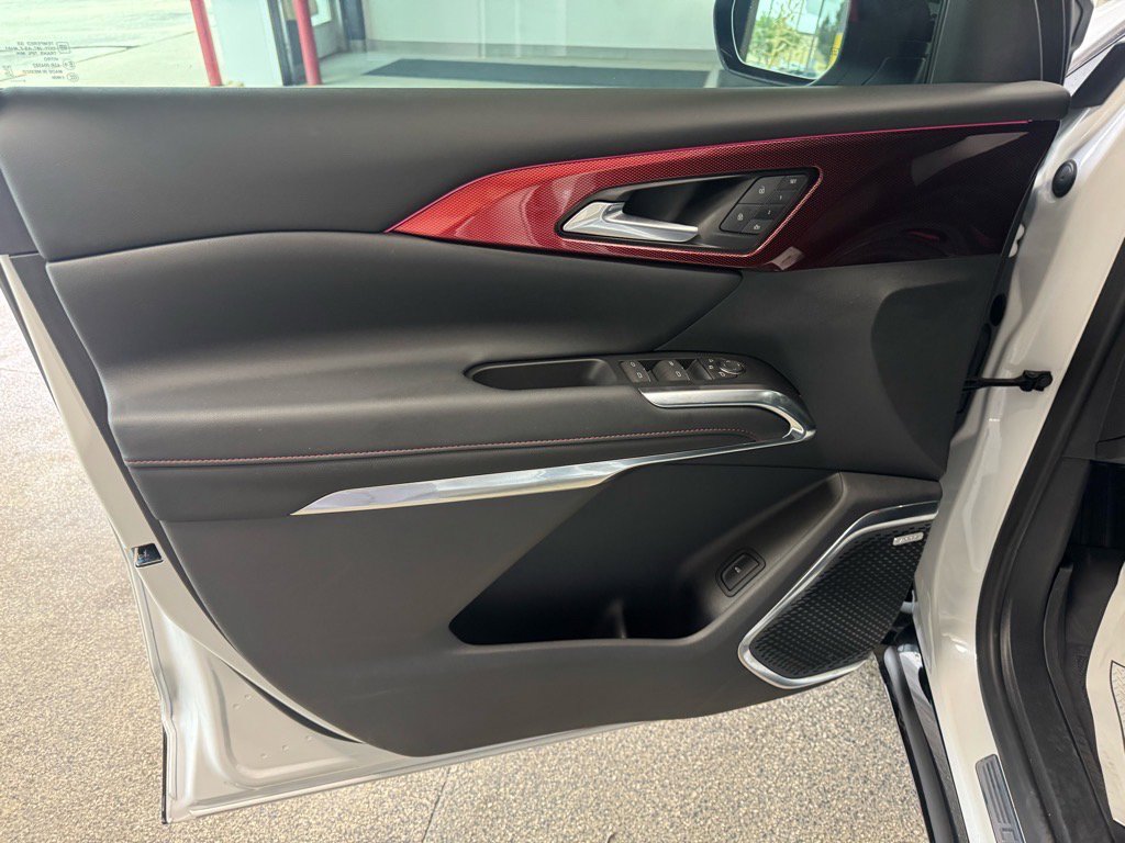 Used 2024 Chevrolet Traverse RS w/ LPO, Floor Liner Package image 18