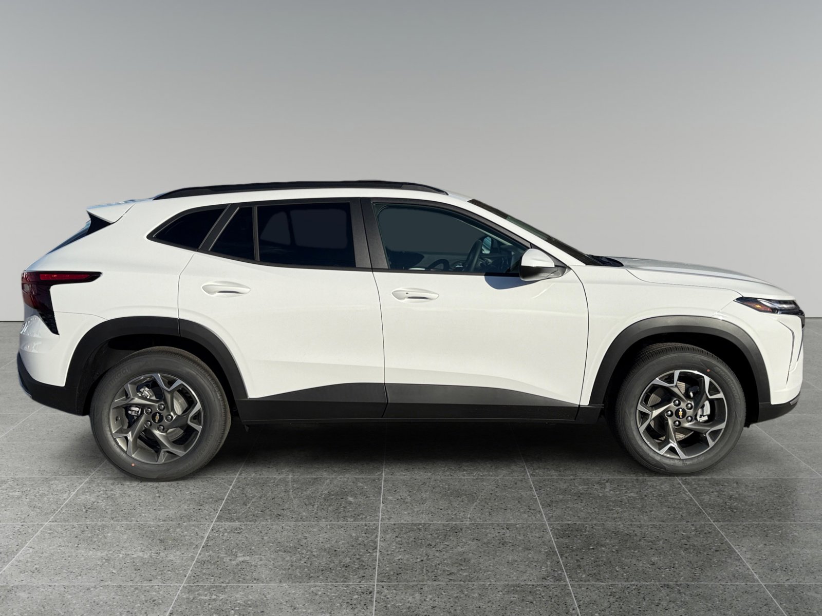 New 2026 Chevrolet Trax LT w/ Driver Confidence Package FWD image 6