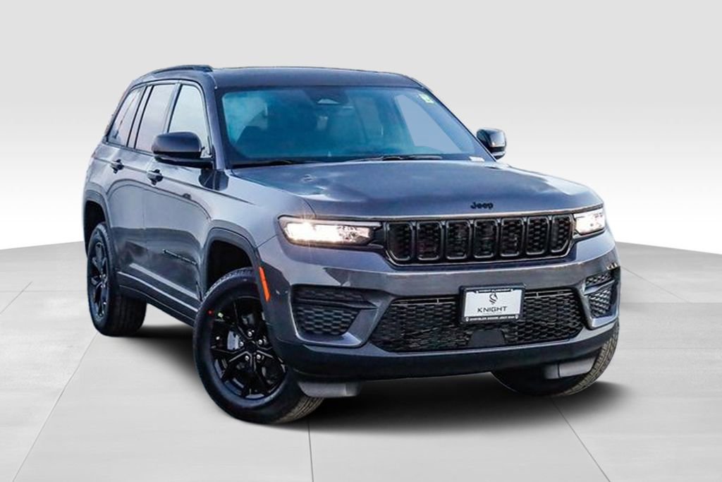 New 2025 Jeep Grand Cherokee Altitude image 2
