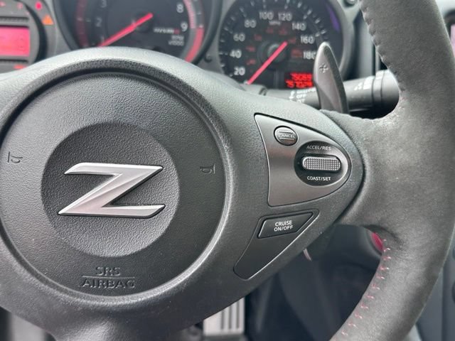 Used 2016 Nissan 370Z NISMO RWD image 19