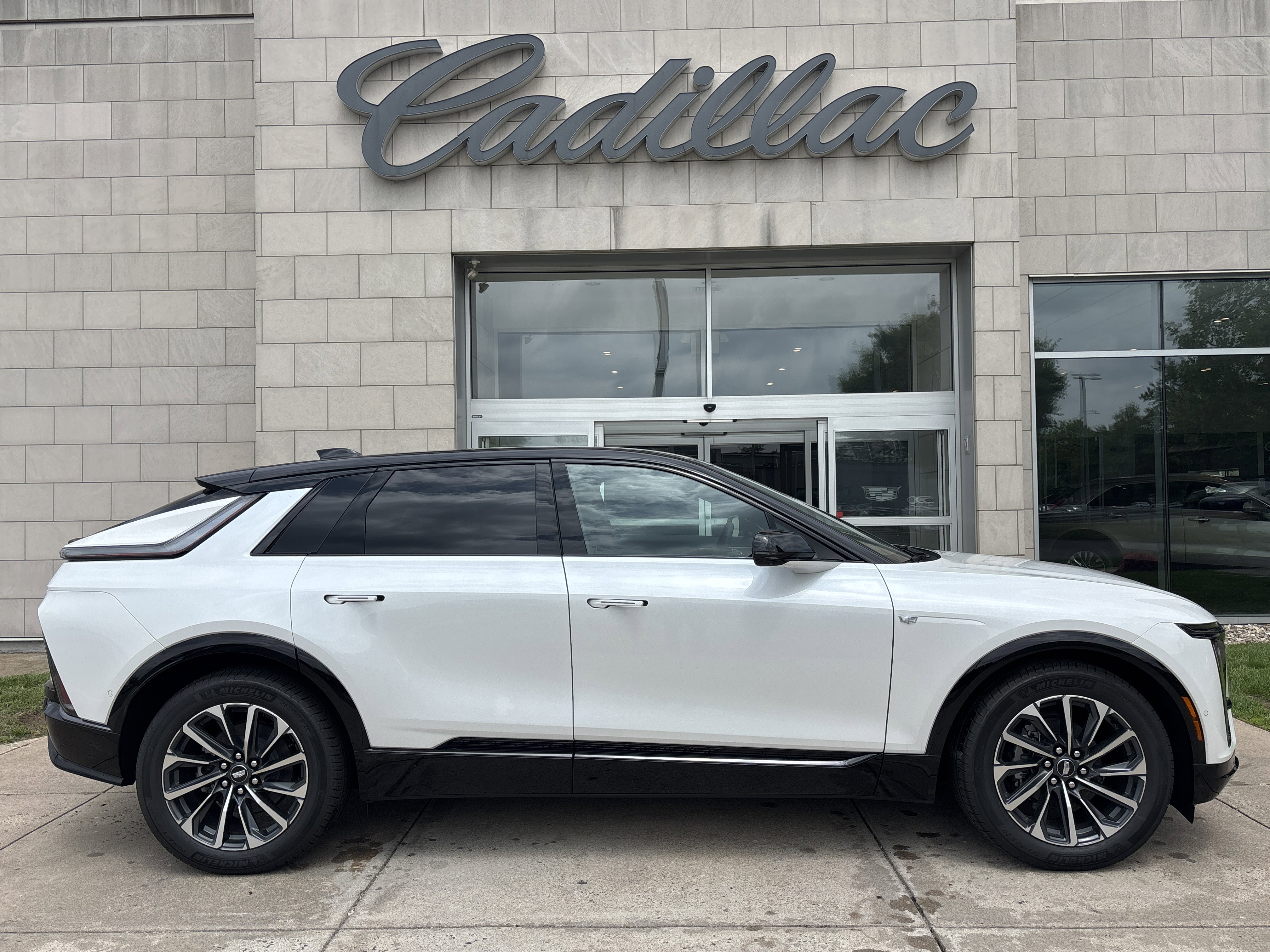 New 2025 Cadillac Lyriq Sport w/ LPO, Floor Liner Package image 3