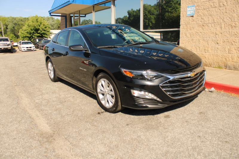 Used 2022 Chevrolet Malibu LT FWD image 1