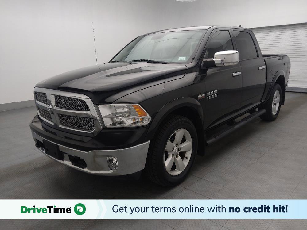Used 2018 RAM 1500 SLT image 1