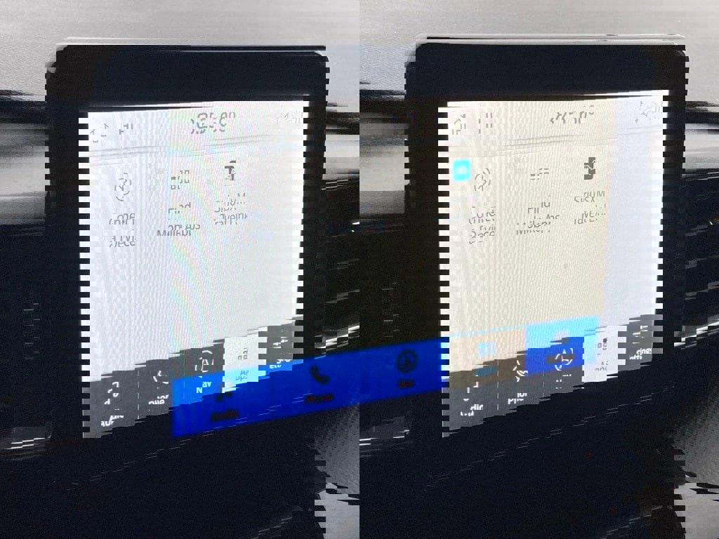 Used 2022 Ford Explorer ST-Line w/ Class IV Trailer Tow Package image 24