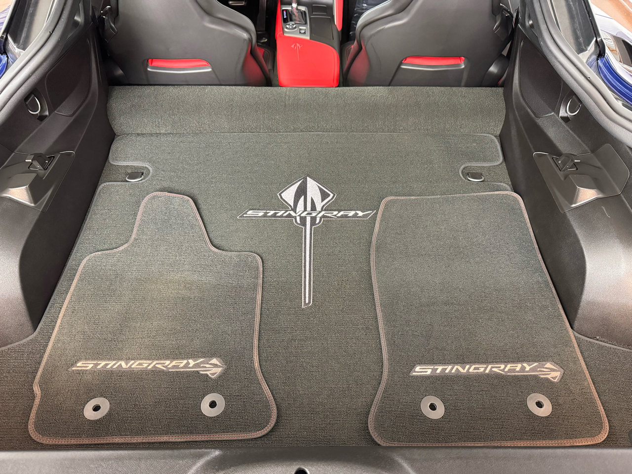 Used 2018 Chevrolet Corvette Stingray Coupe w/ 2LT Preferred Equipment Group image 31