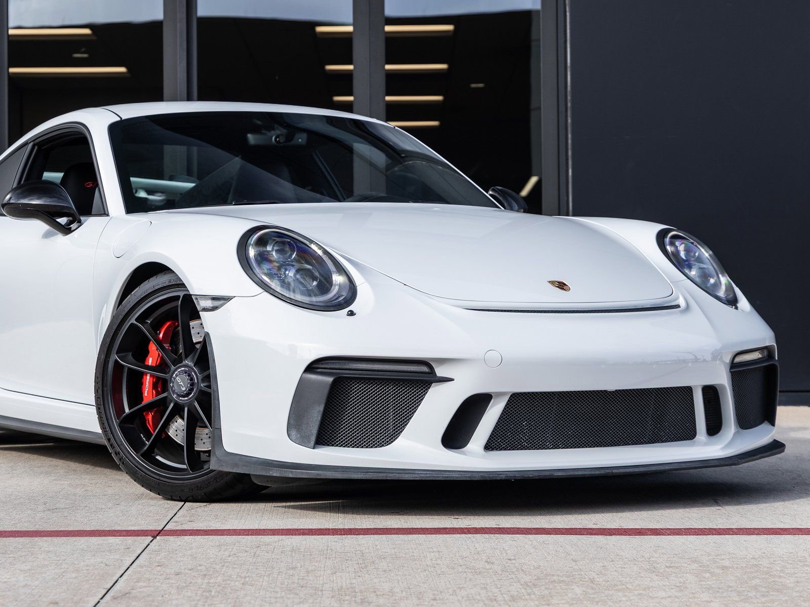Certified 2018 Porsche 911 GT3 image 9