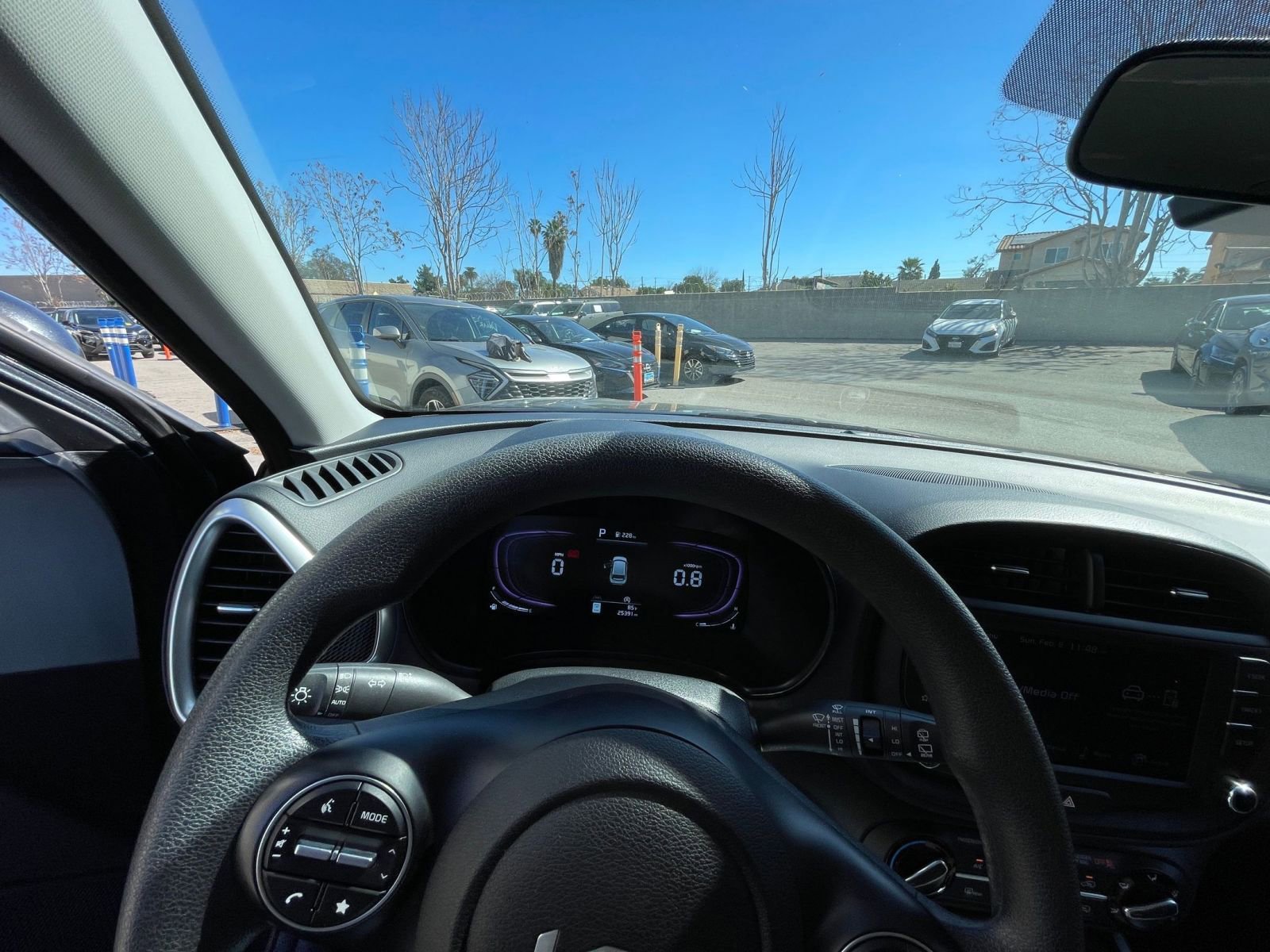 Used 2025 Kia Soul LX w/ LX Technology Package image 38