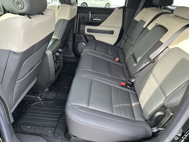 New 2026 GMC Hummer EV SUV w/ LPO, Illumination Package image 26