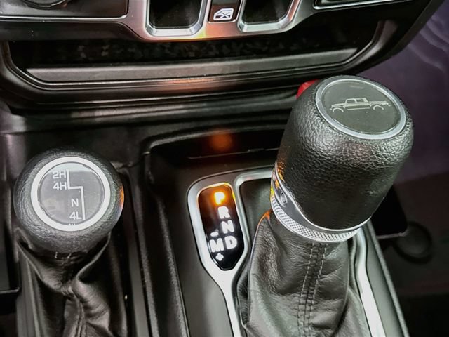 Used 2023 Jeep Gladiator Sport AWD/4WD image 20