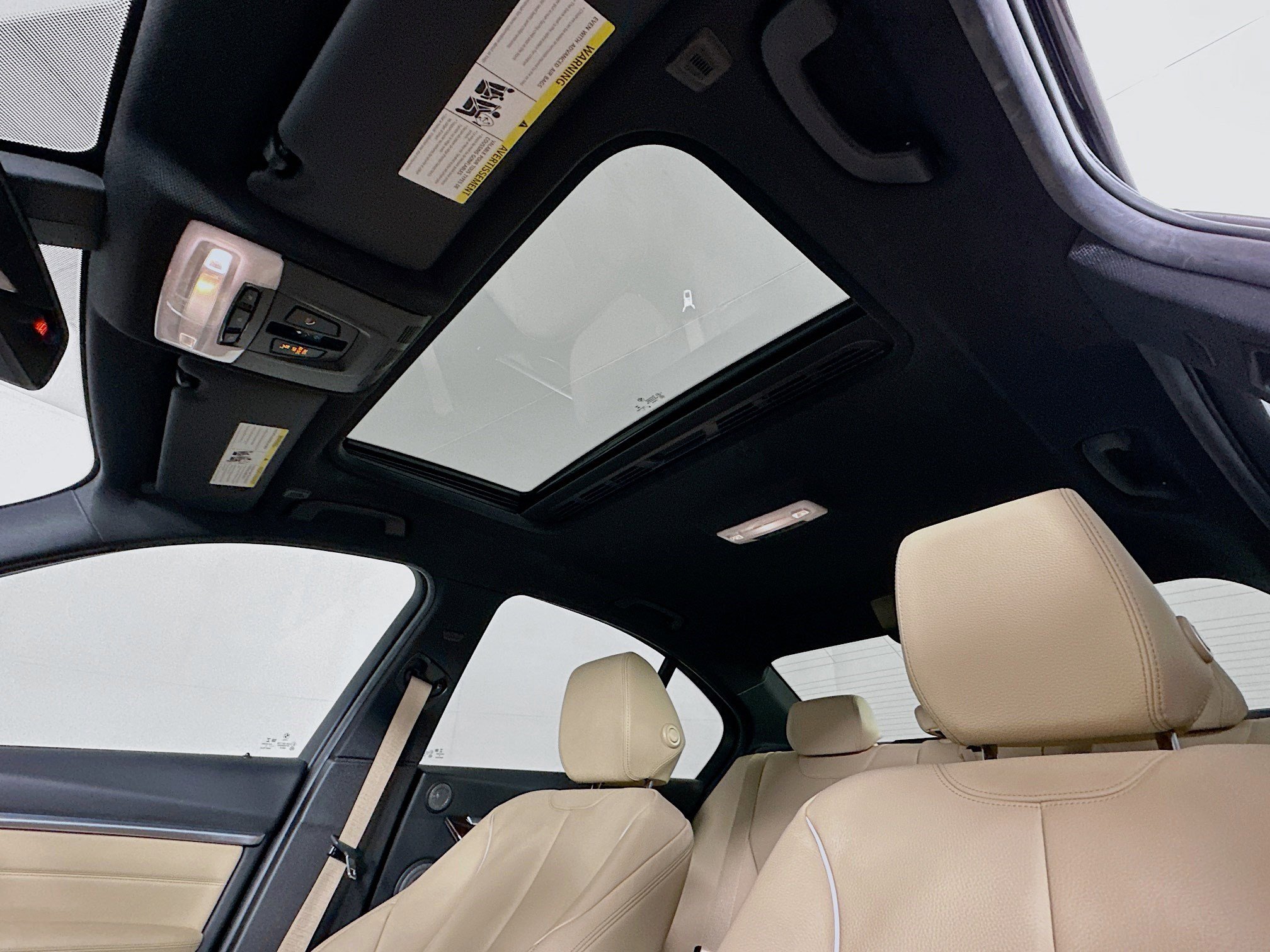 Used 2017 BMW 340i xDrive Sedan image 23