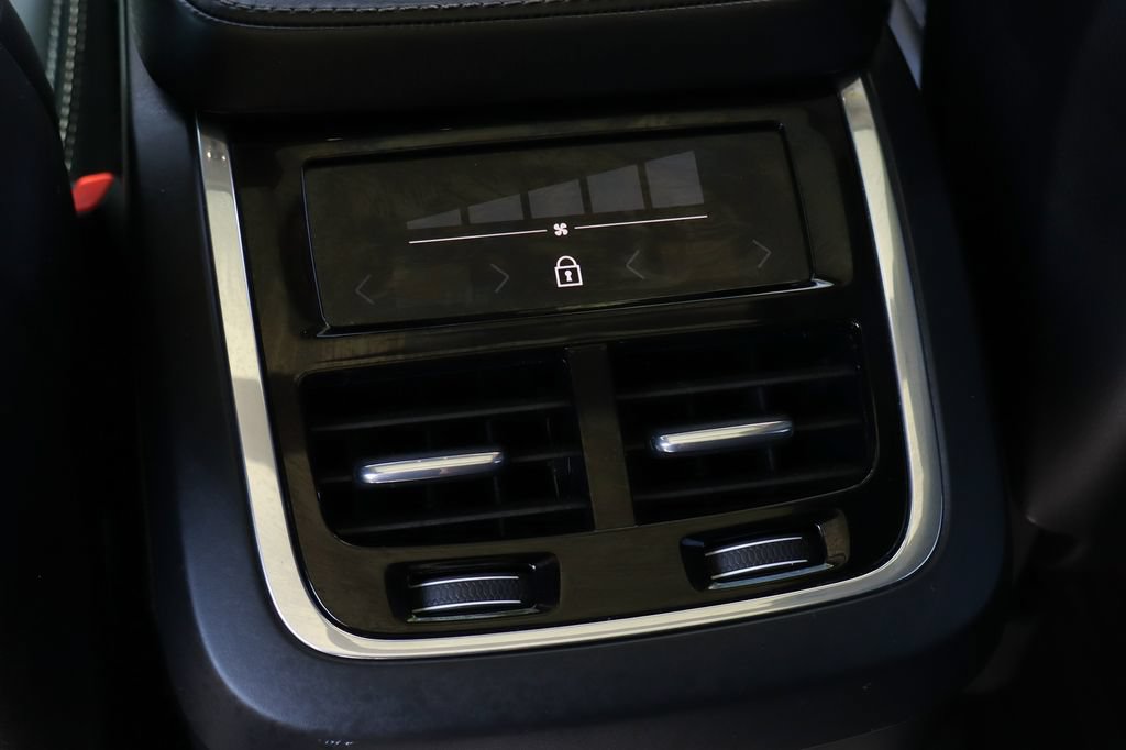 Used 2018 Volvo XC90 T6 Inscription w/ Convenience Package AWD/4WD image 39