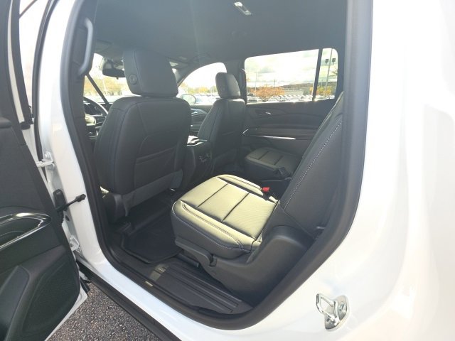 New 2026 Chevrolet Traverse LT image 24