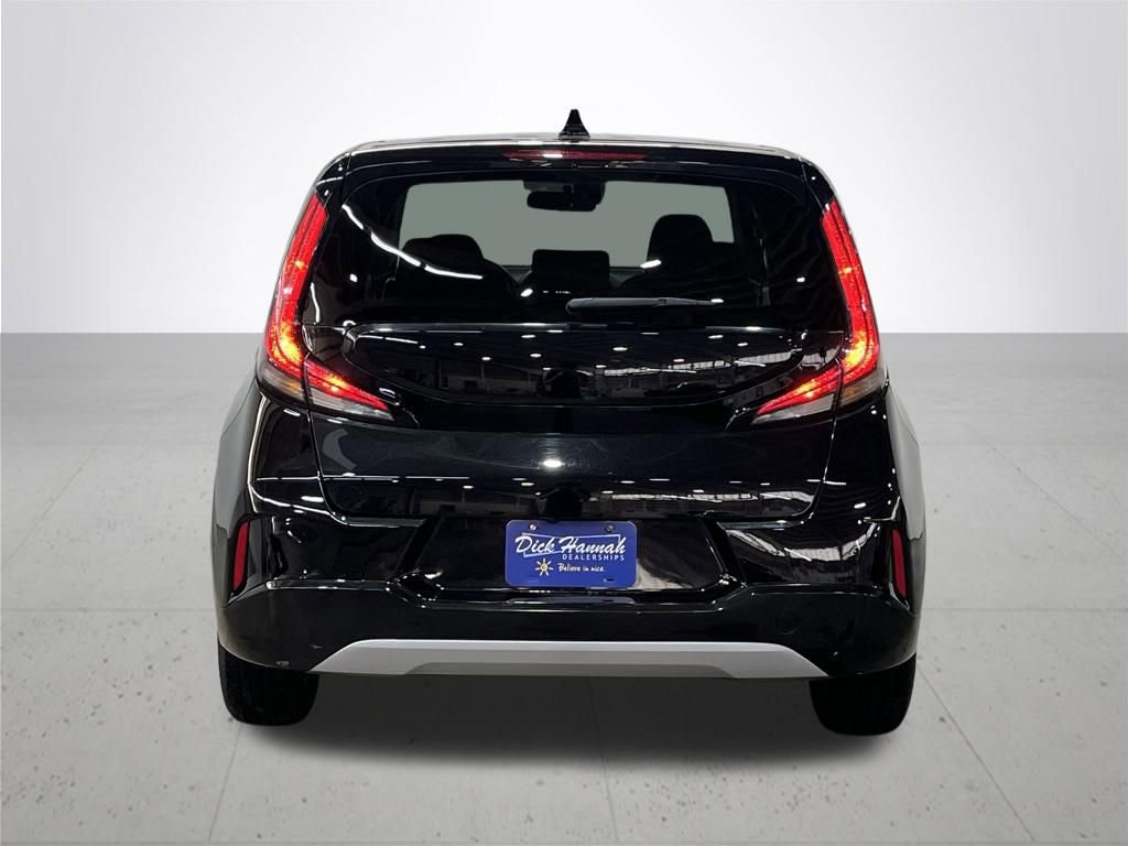 Used 2023 Kia Soul LX image 10