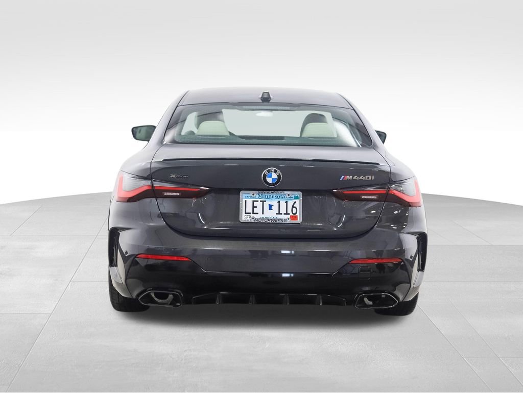 Used 2024 BMW 440i xDrive Coupe w/ Premium Package image 4
