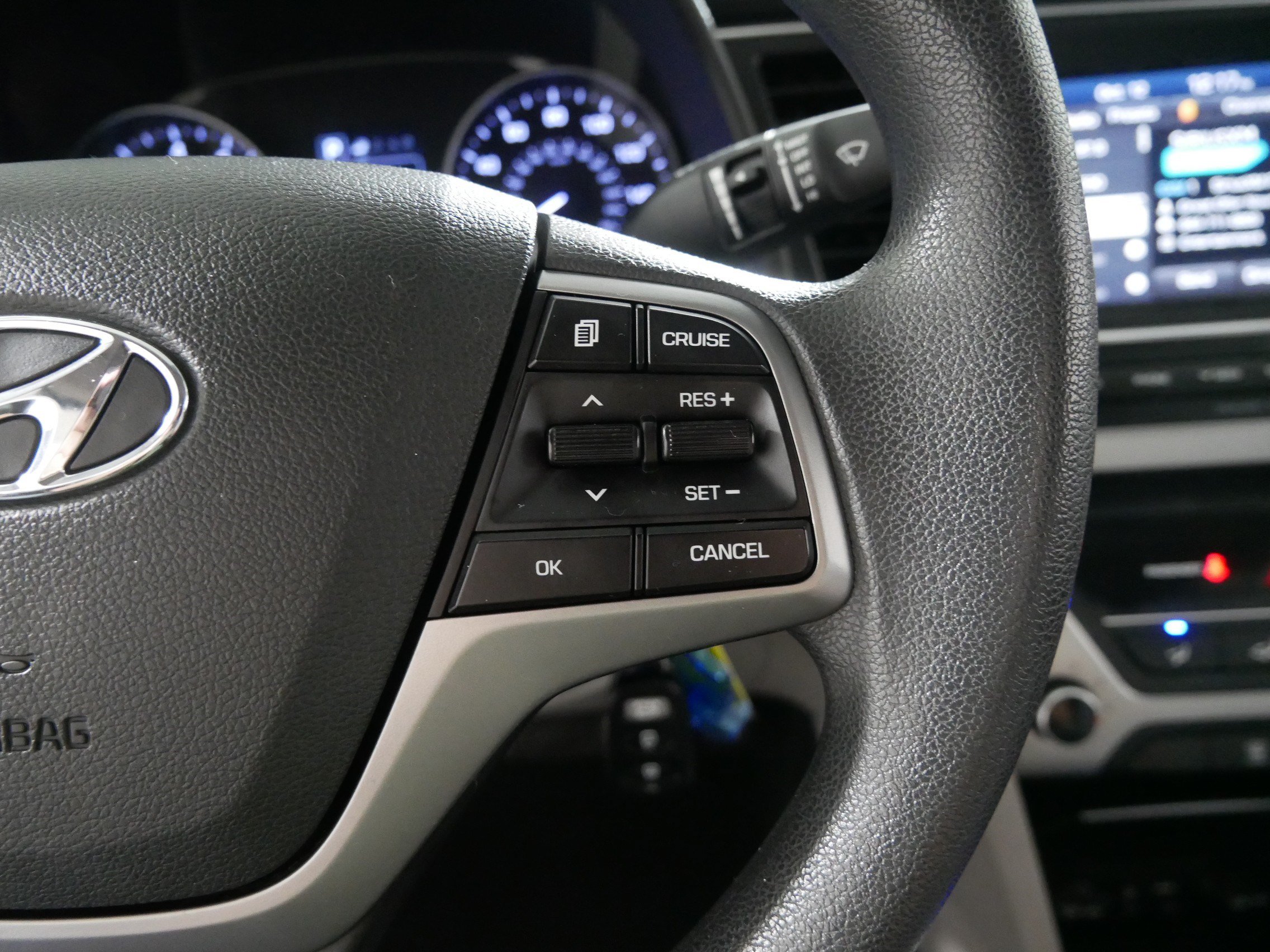 Used 2018 Hyundai Elantra SEL FWD image 28
