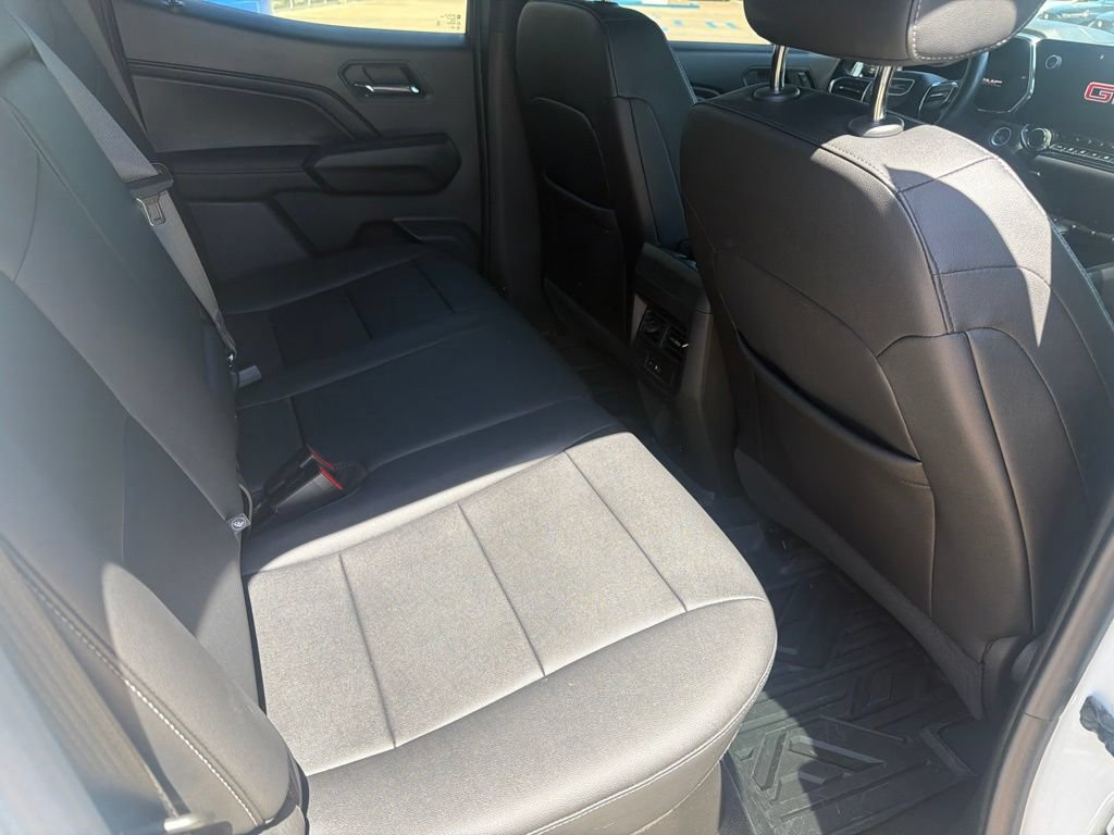 Used 2023 GMC Canyon Elevation w/ Elevation Premium Package AWD/4WD image 39