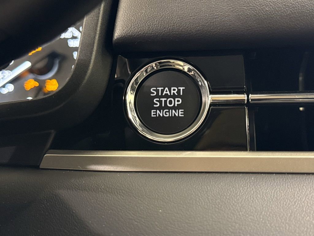 New 2026 Mitsubishi Outlander ES FWD image 18