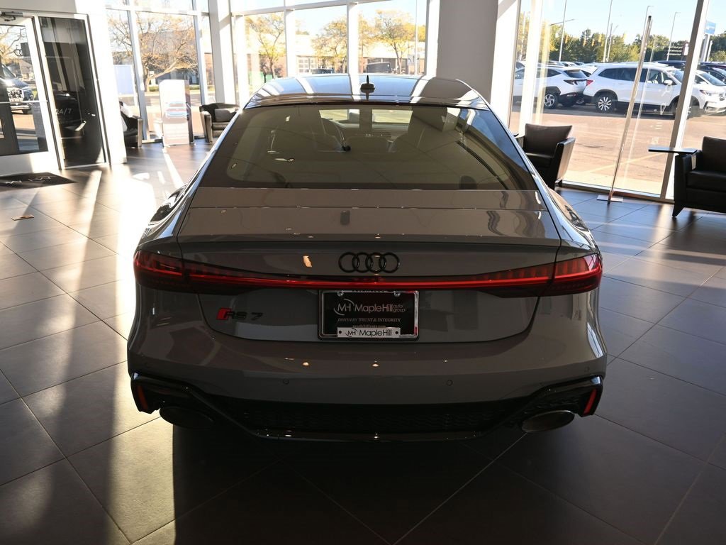 New 2026 Audi RS 7 Performance image 7