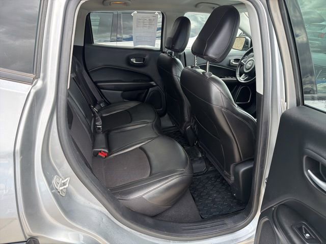 Used 2020 Jeep Compass Latitude image 30