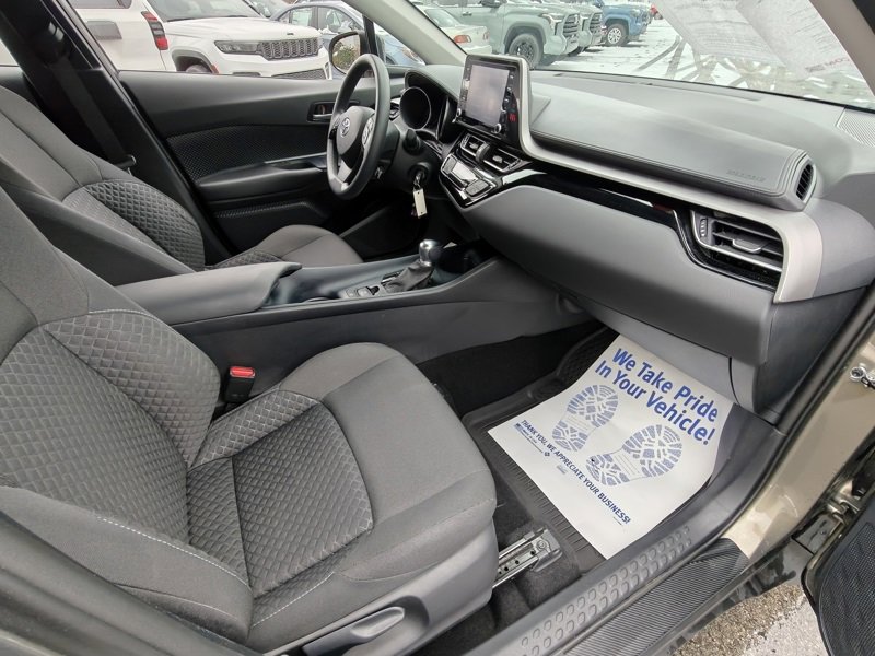 Used 2021 Toyota C-HR LE image 14