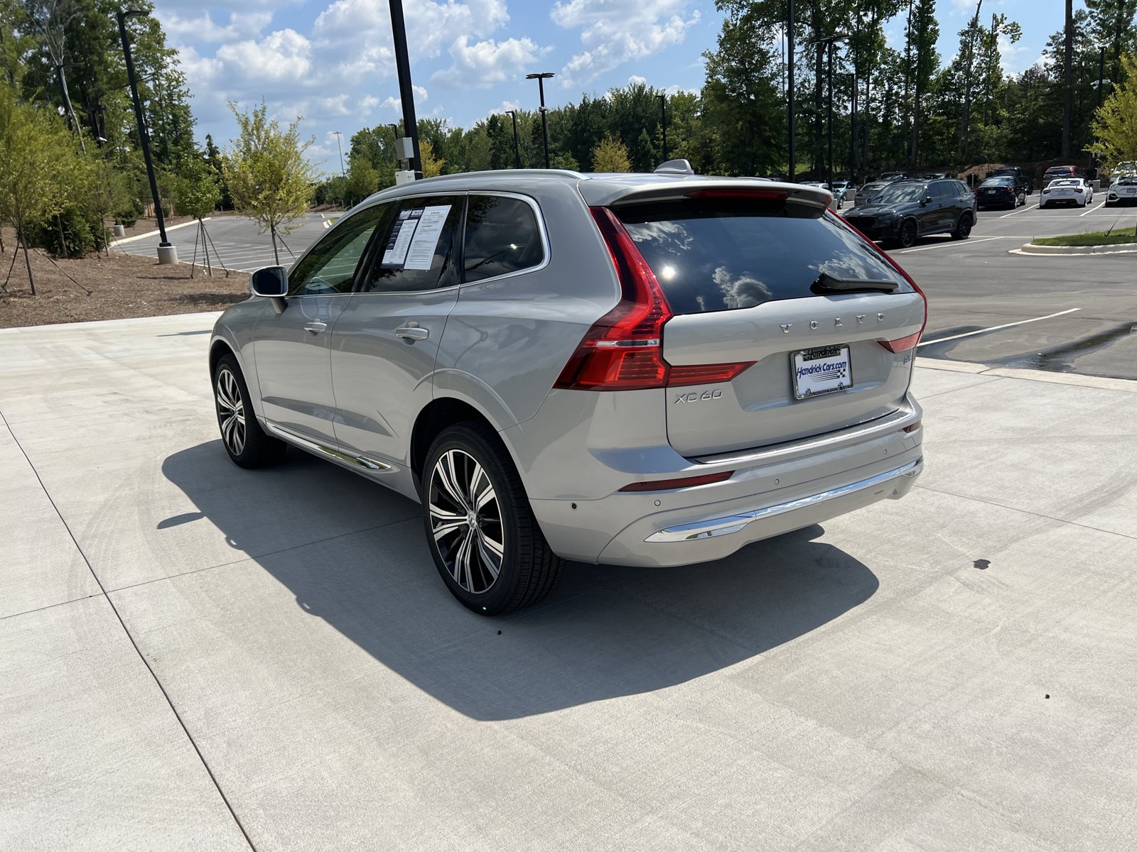 Used 2023 Volvo XC60 B5 Plus w/ Protection Package Premier FWD image 6