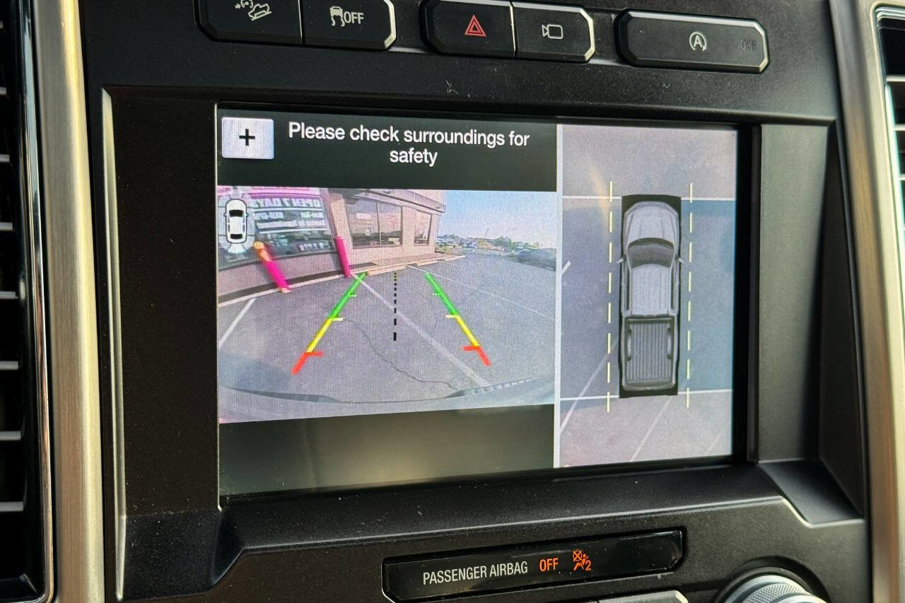 Used 2018 Ford F150 Platinum w/ Equipment Group 701A Luxury image 28
