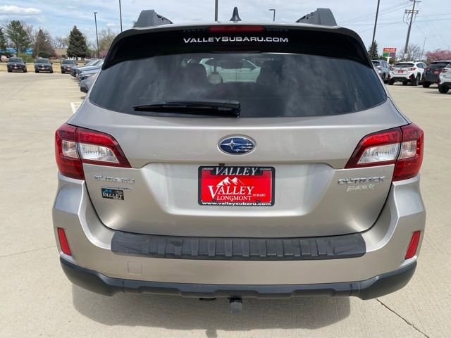 Used 2017 Subaru Outback 2.5i Premium image 2