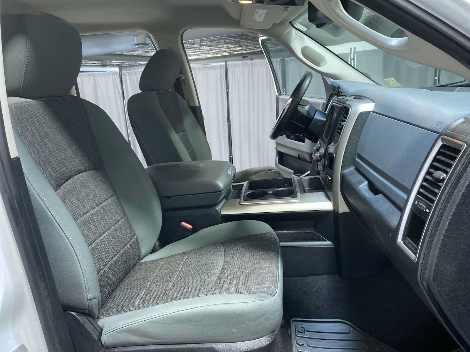 Used 2014 RAM 1500 Outdoorsman AWD/4WD image 14