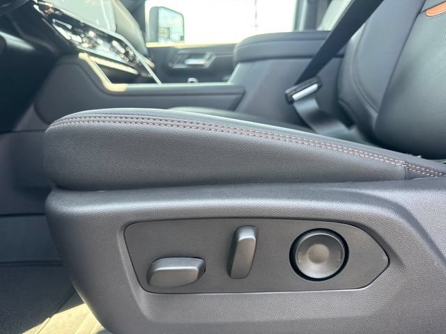 New 2026 GMC Sierra 2500 AT4 w/ AT4 Premium Plus Package AWD/4WD image 14
