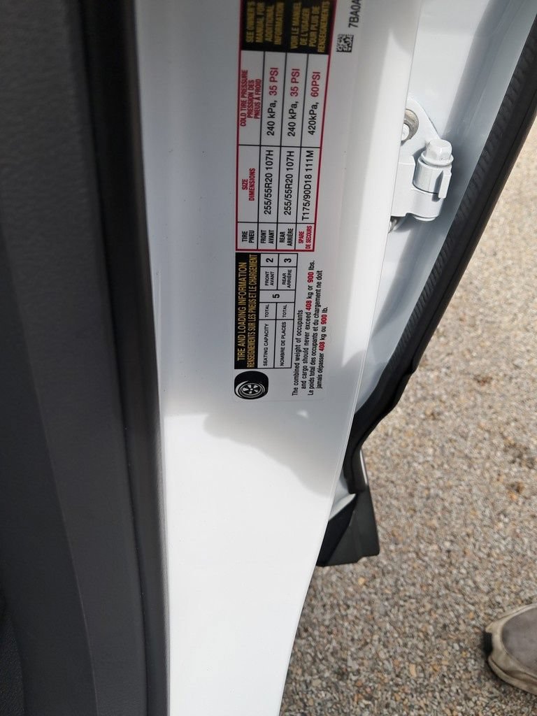 New 2025 Nissan Murano SL w/ Cargo Package AWD/4WD image 32