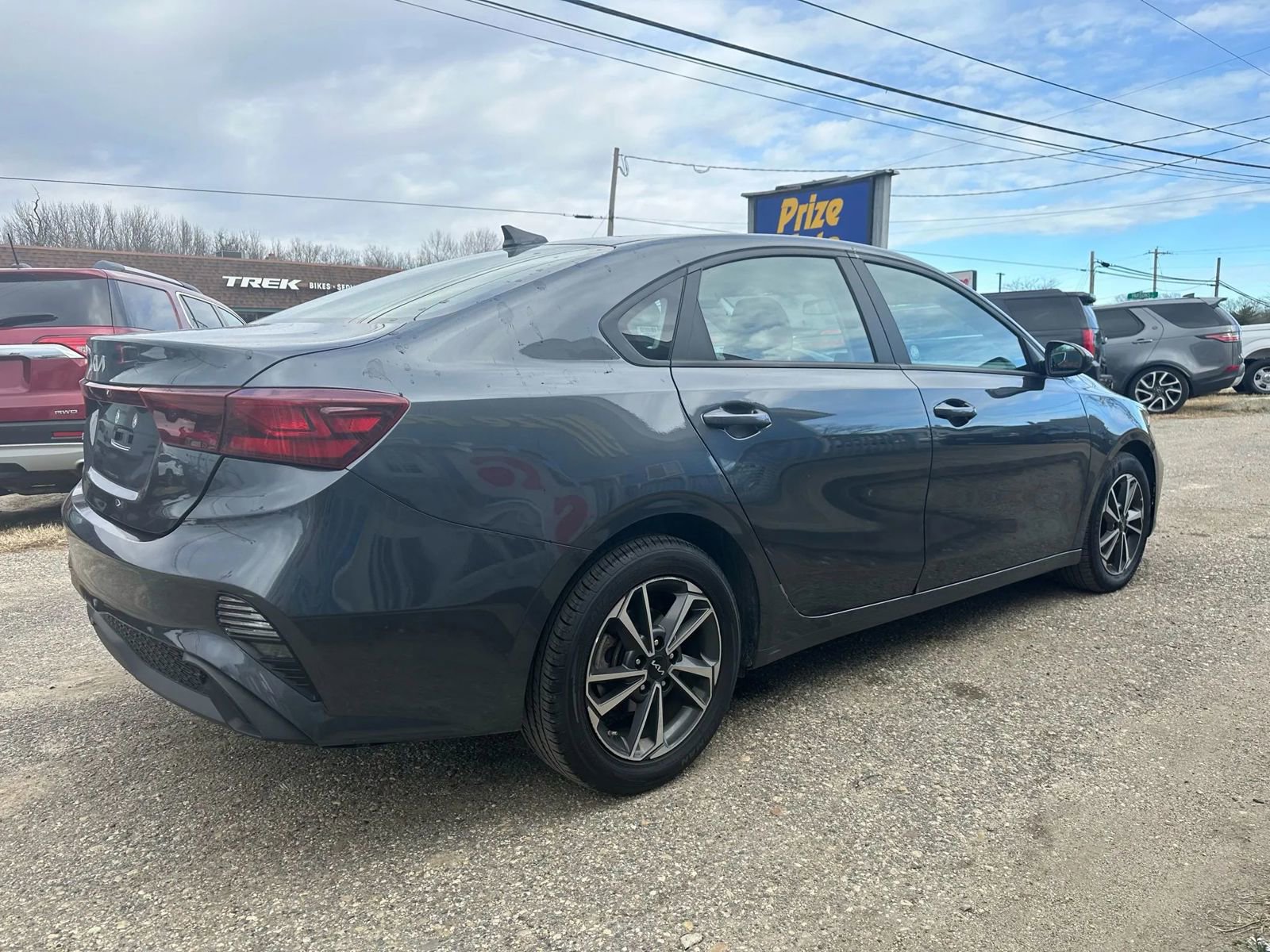 Used 2023 Kia Forte LXS image 6