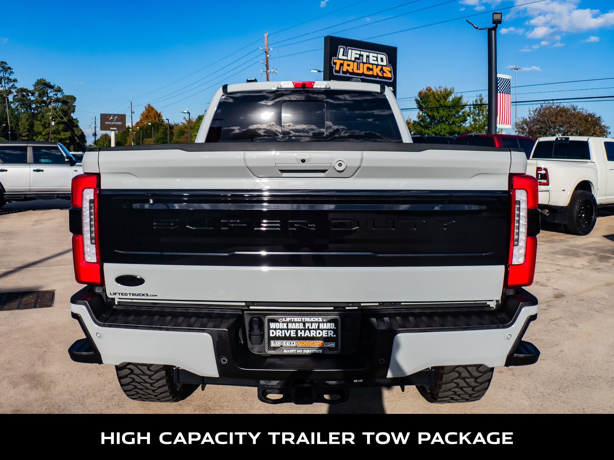 Used 2025 Ford F250 Platinum image 7