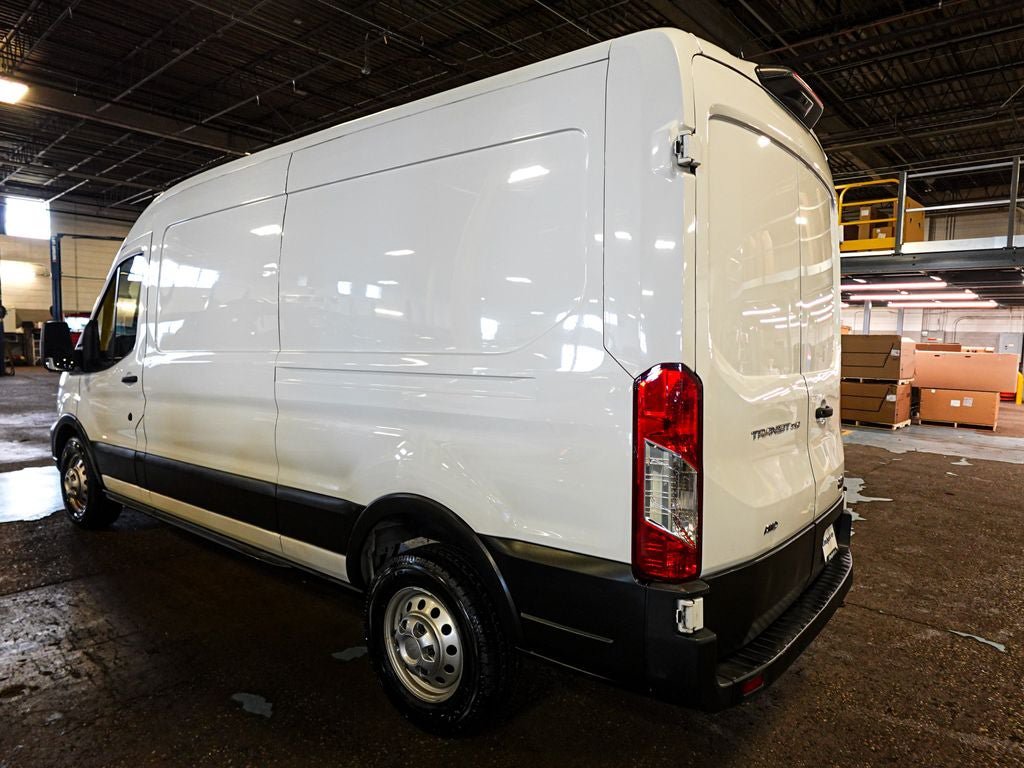 Used 2023 Ford Transit 250 Medium Roof AWD image 4