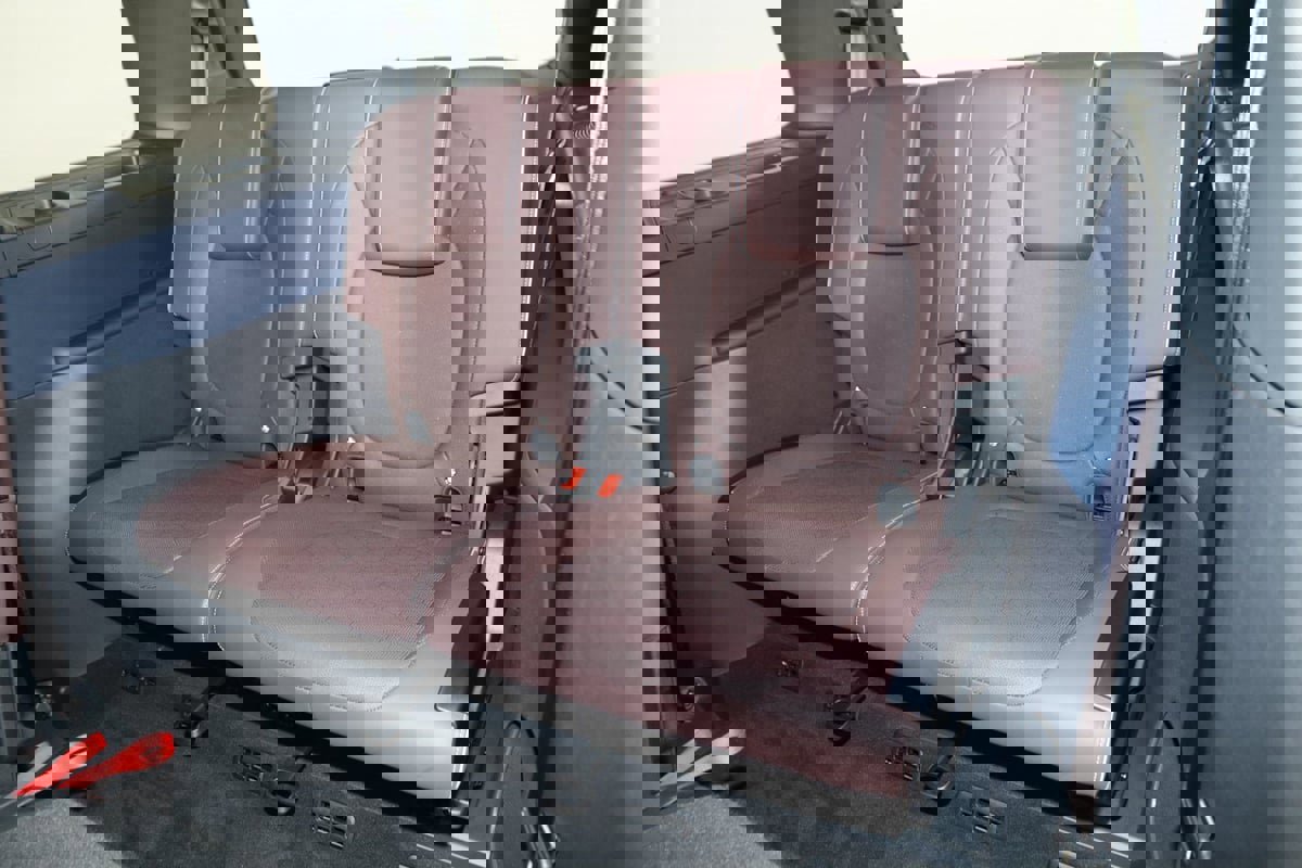 Used 2025 Volkswagen ID. Buzz Pro S image 54