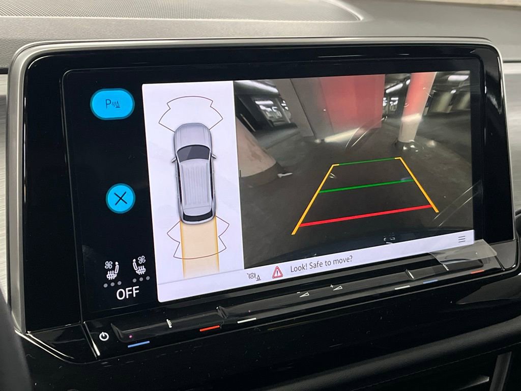 New 2026 Volkswagen Atlas Cross Sport SE image 29