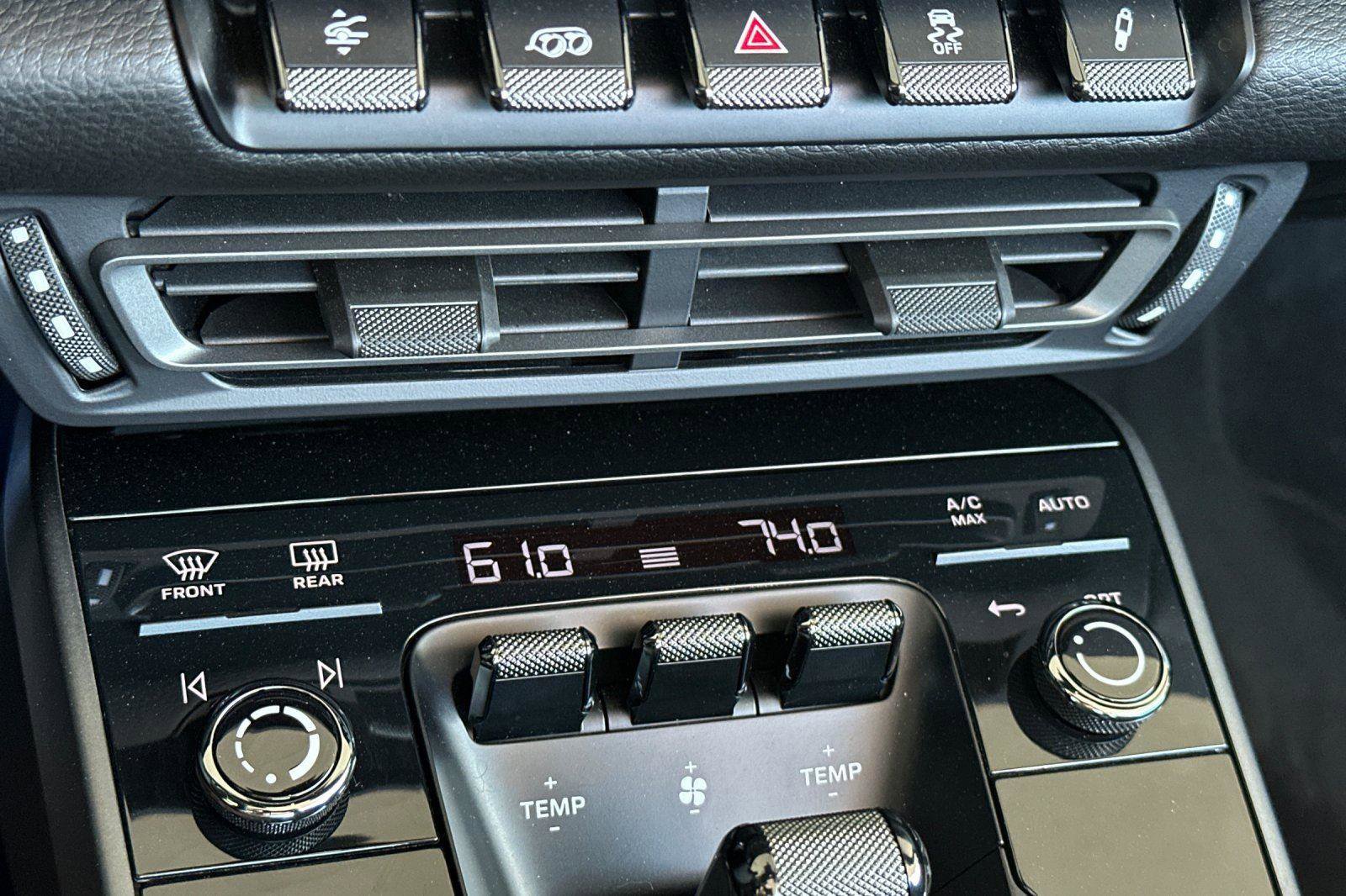 Used 2024 Porsche 911 Targa 4S w/ Premium Package image 19