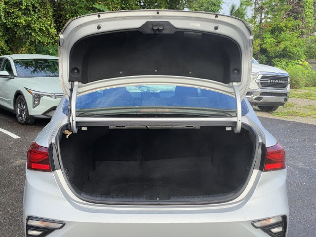 Used 2020 Kia Forte LXS FWD image 6