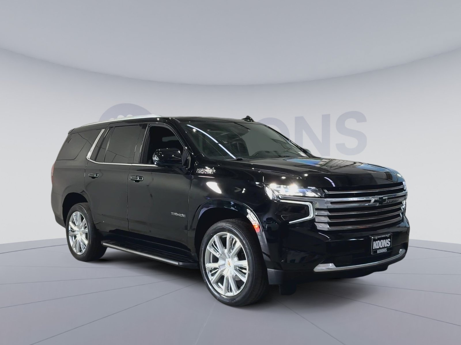Used 2023 Chevrolet Tahoe High Country AWD/4WD image 2