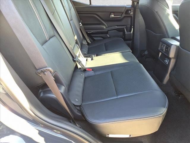 Certified 2025 Toyota 4Runner Limited AWD/4WD image 19