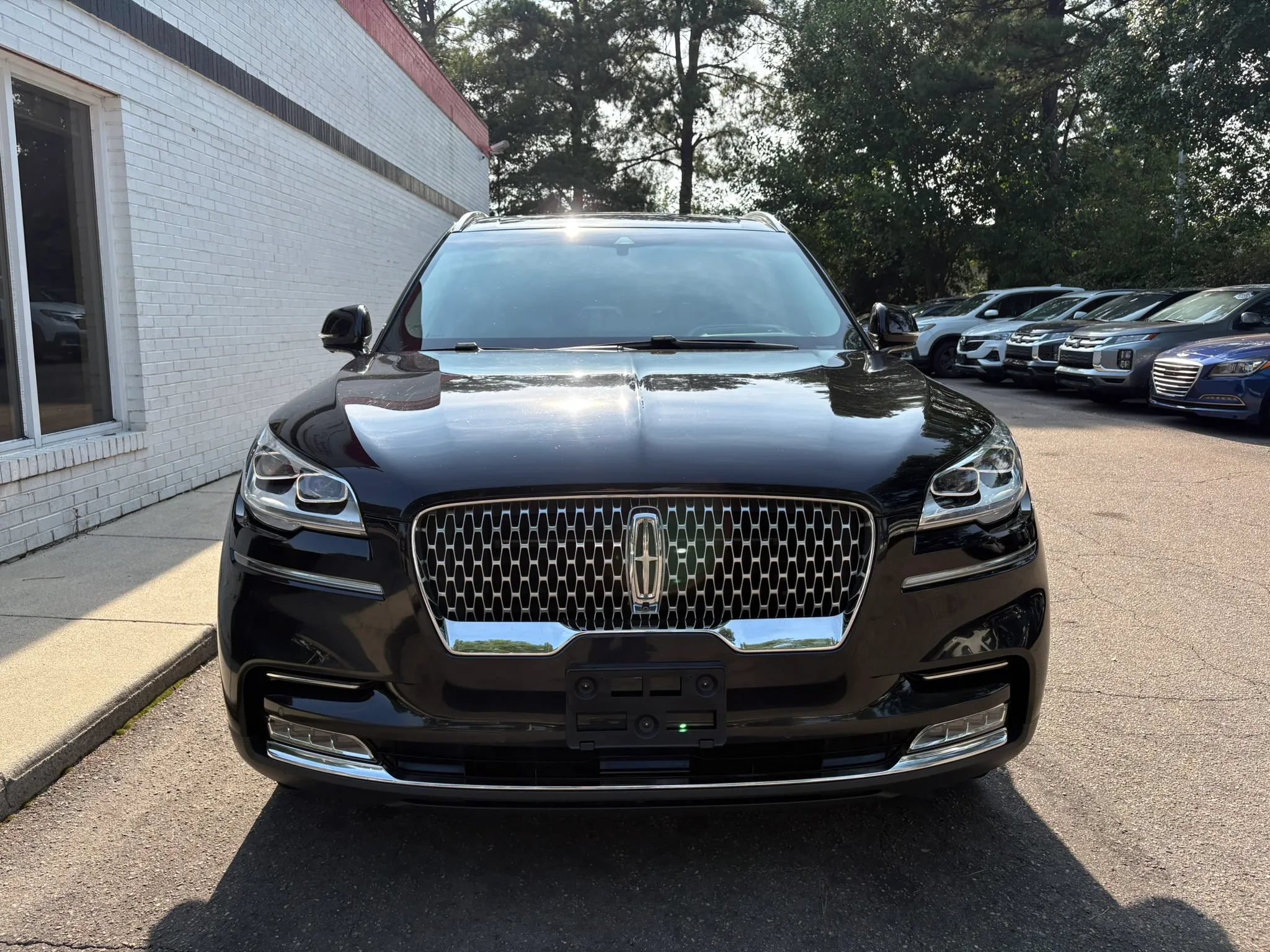 Used 2020 Lincoln Aviator Reserve w/ Equipment Group 202A AWD/4WD image 3