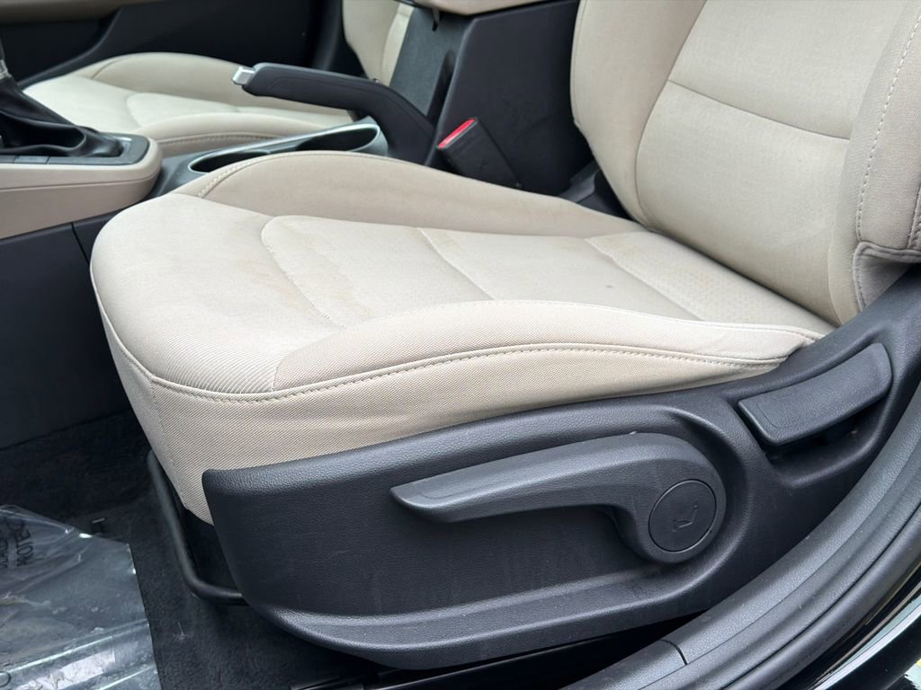 Used 2018 Hyundai Elantra SEL image 14