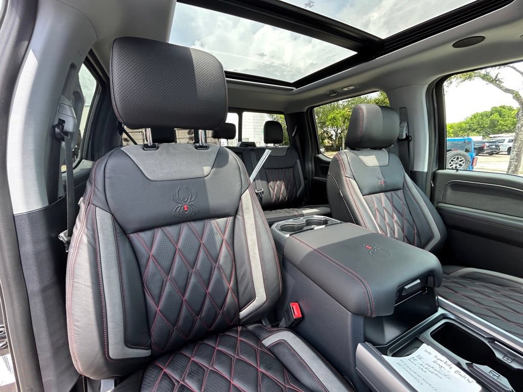 New 2026 Ford F250 Lariat w/ Black Appearance Package AWD/4WD image 33