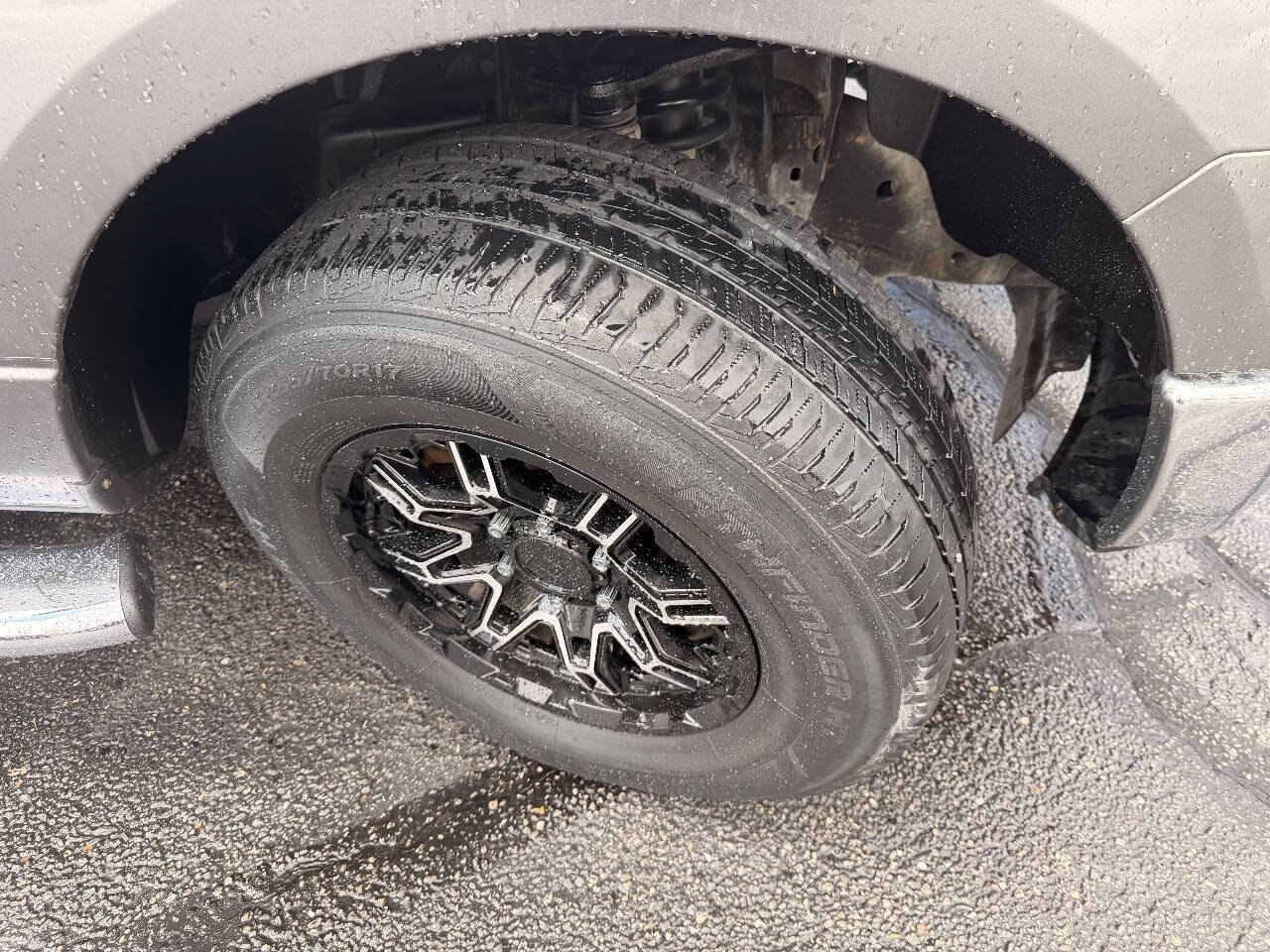Used 2011 Ford F150 XLT w/ XLT Convenience Pkg RWD image 31