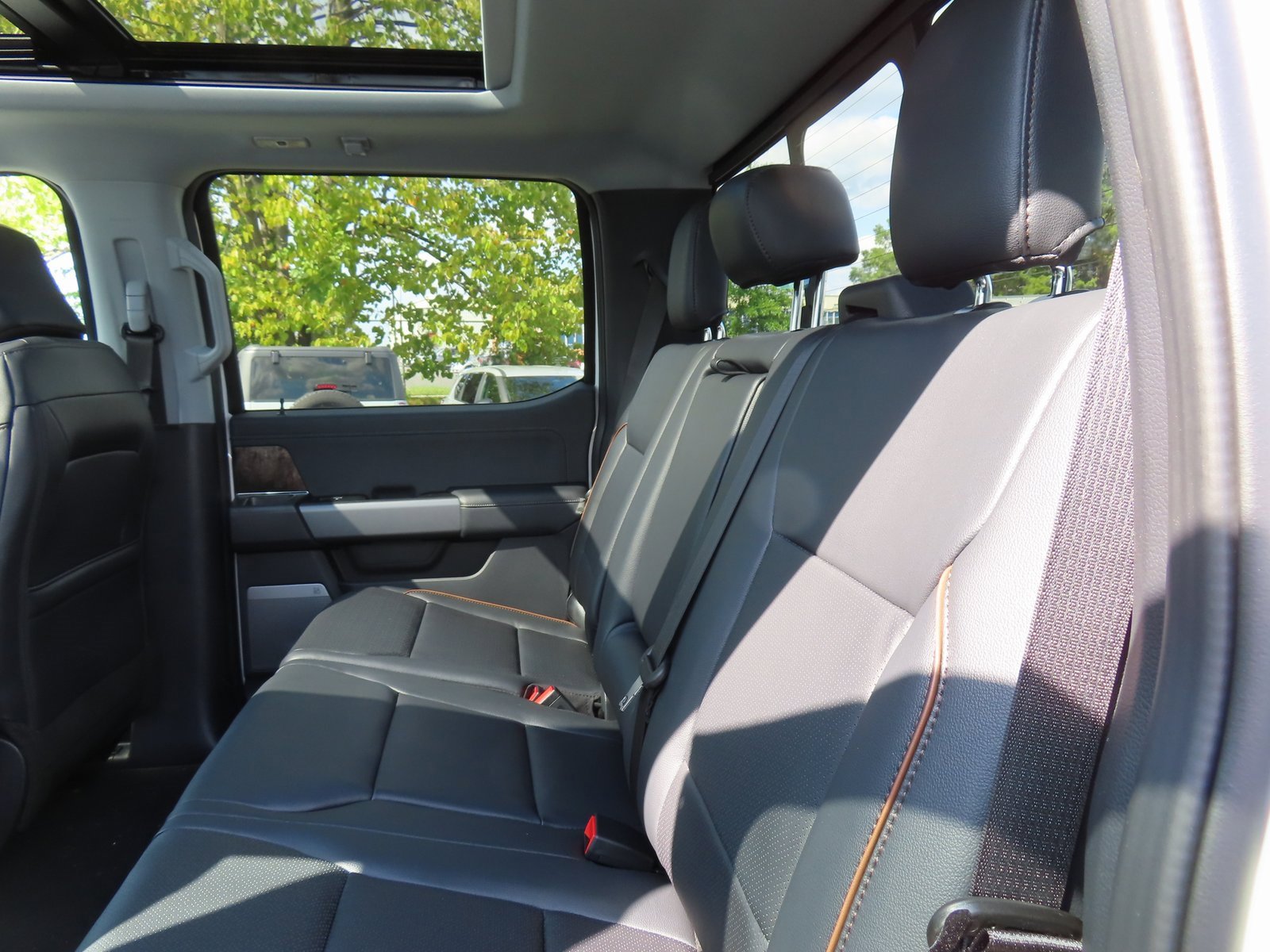 New 2026 Ford F250 Lariat w/ Tremor Off-Road Package image 21