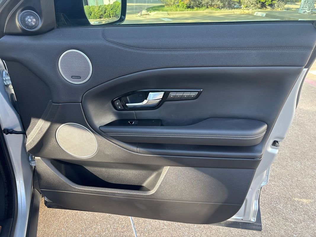 Used 2018 Land Rover Range Rover Evoque HSE AWD/4WD image 29