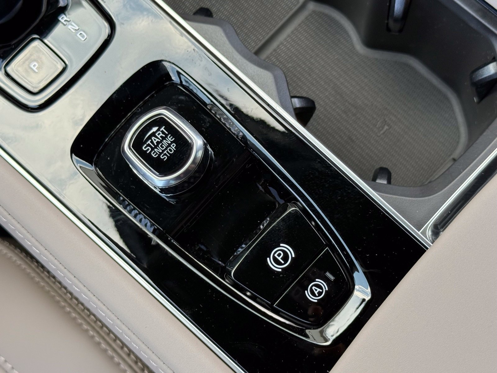 New 2027 Volvo XC90 B6 Ultra AWD/4WD image 34