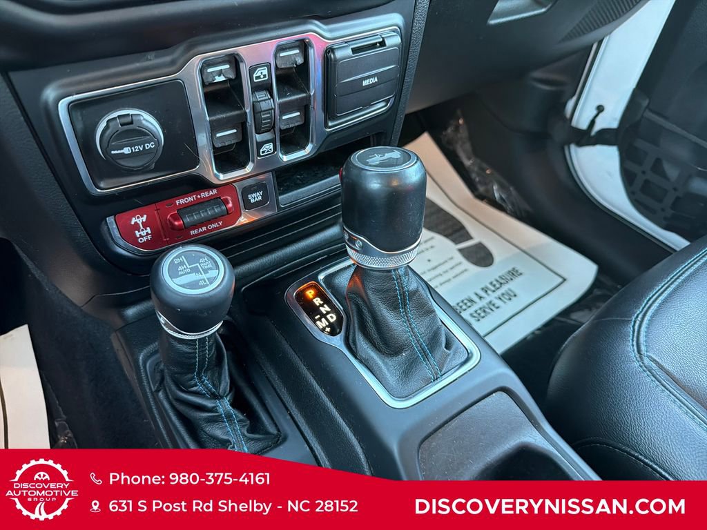Used 2022 Jeep Wrangler Unlimited Rubicon 4xe w/ Cold Weather Group AWD/4WD image 24