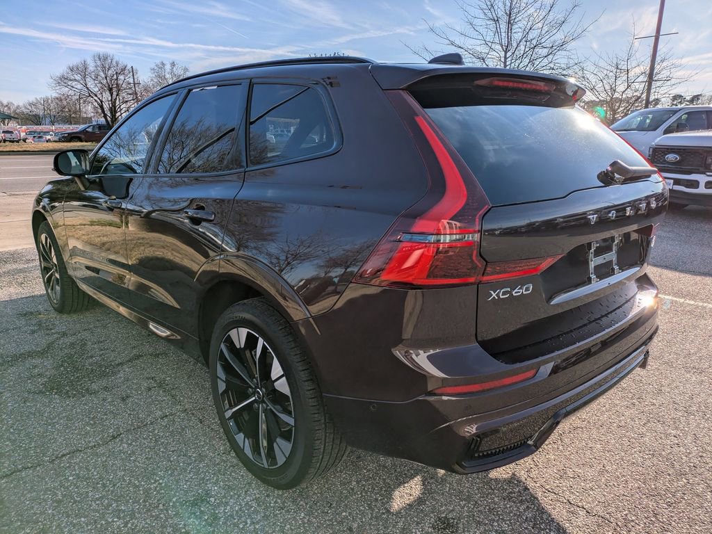 New 2026 Volvo XC60 B5 Plus w/ Climate Package AWD/4WD image 6
