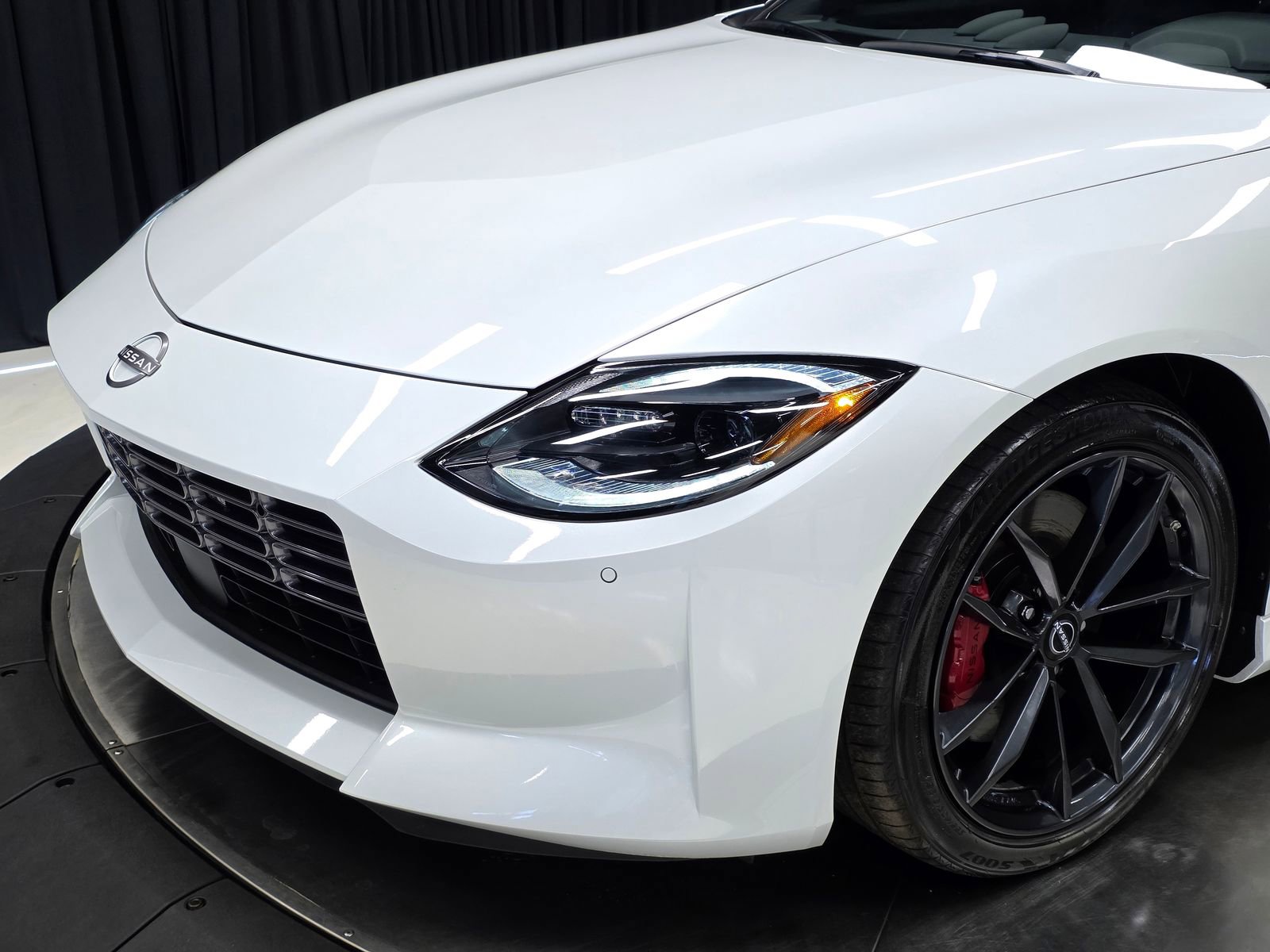 Used 2023 Nissan Z w/ Floor Mat Package (L93) RWD image 39